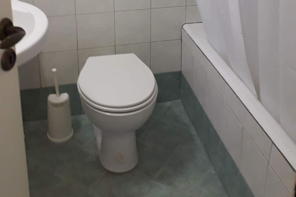 Photo of Bathroom in Platistomo