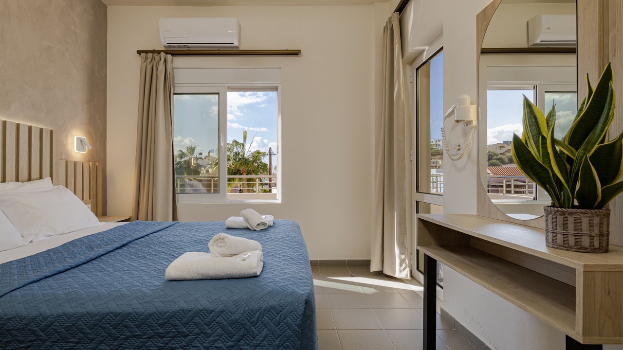 Photo of Bedroom in Makrys Tichos