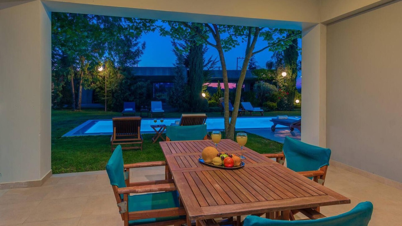 Photo of Patio Balcony in Romirion