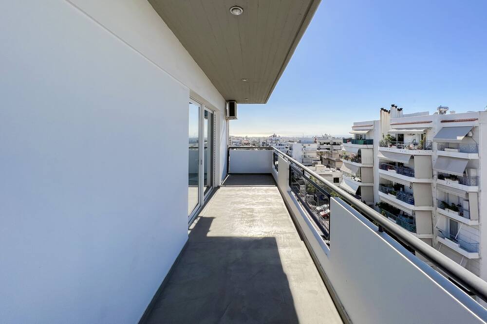 Photo of Patio Balcony in Dafni