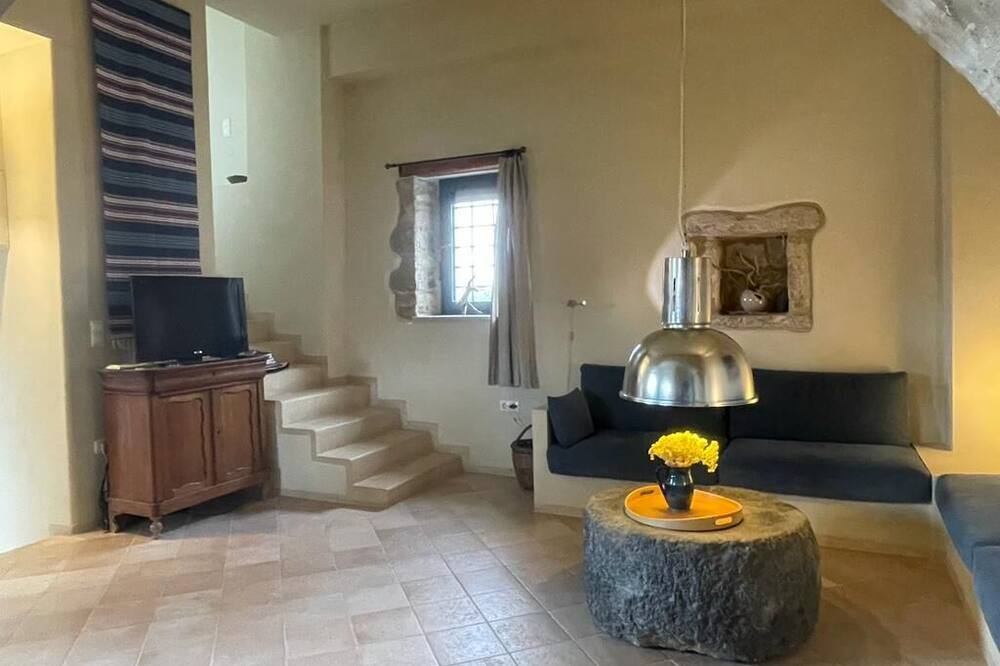 Photo of Livingroom in Faistos