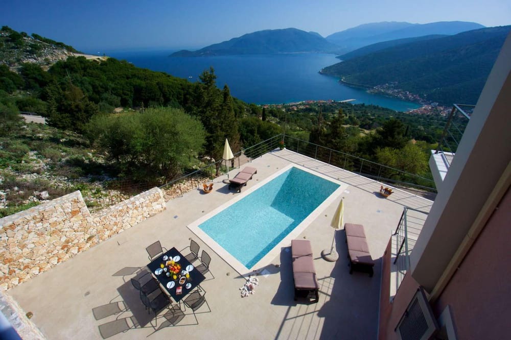 Photo of Outdoor in Aetos