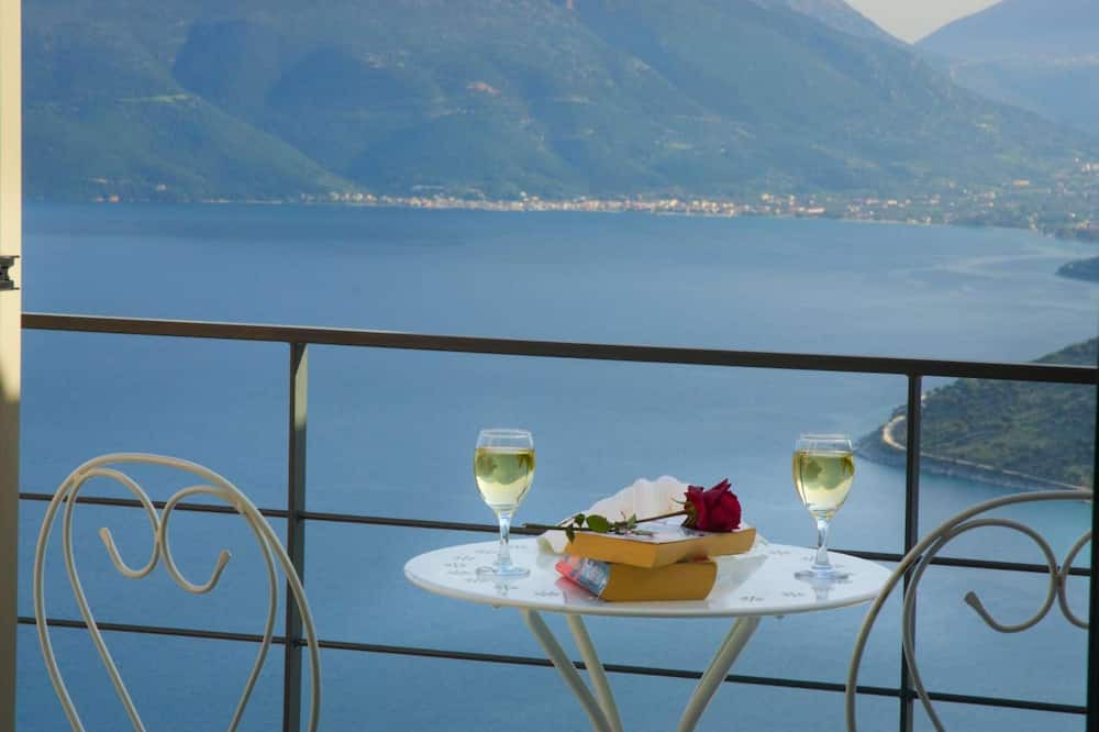 Photo of Patio Balcony in Aetos