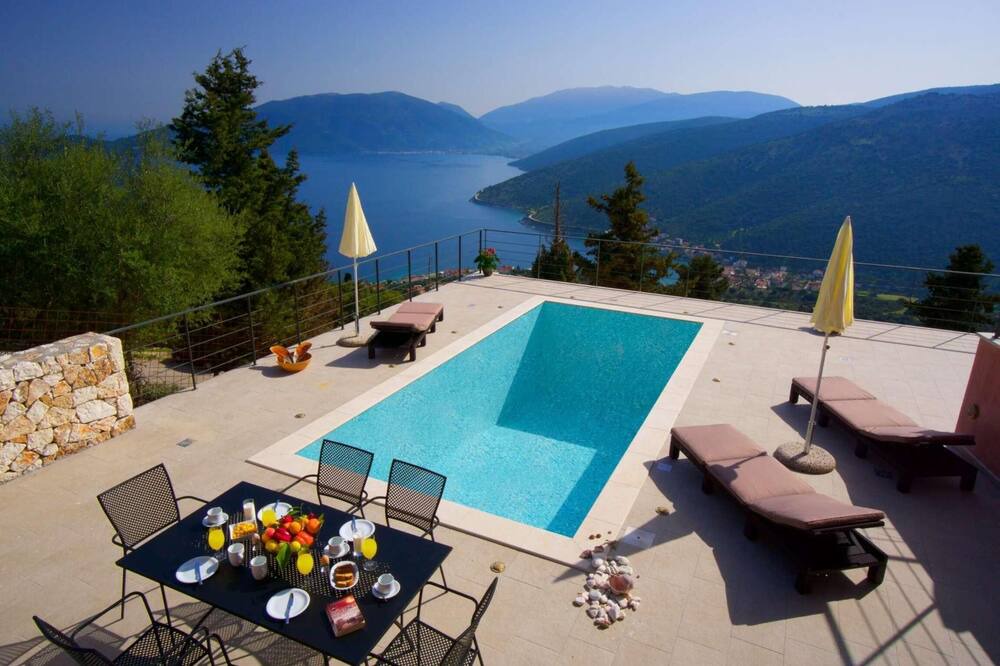 Photo of Outdoor in Aetos