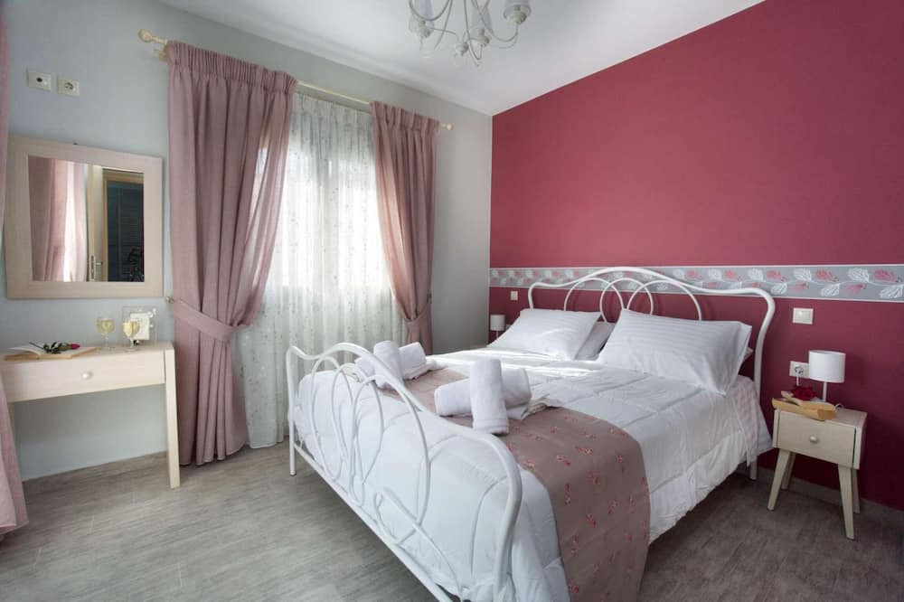 Photo of Bedroom in Aetos