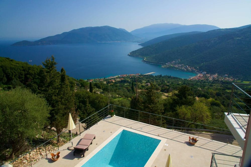 Photo of Outdoor in Aetos
