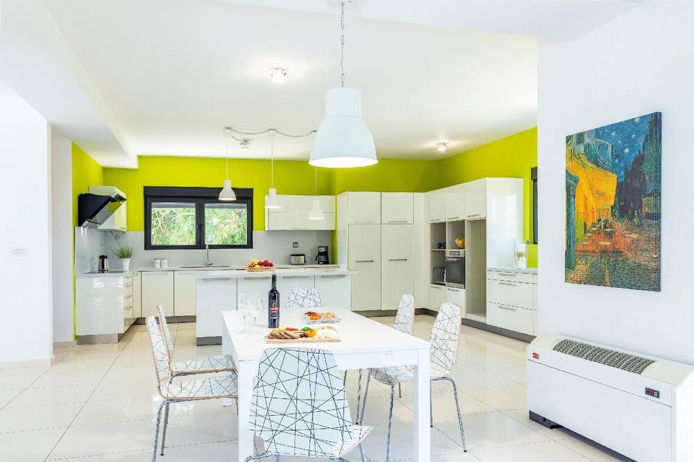 Photo of Kitchen in Kallithea