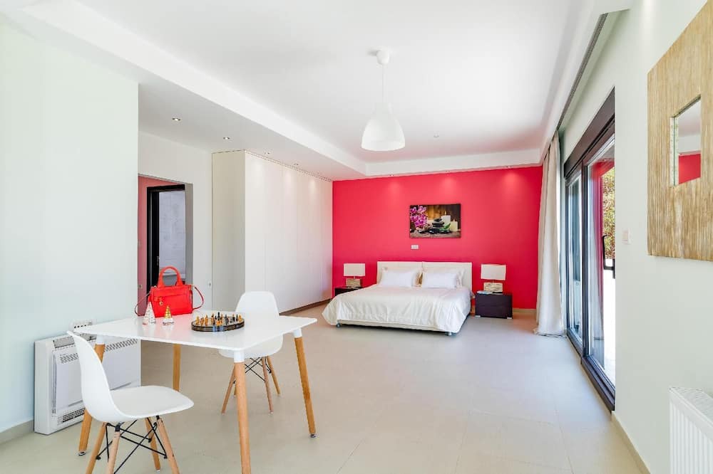 Photo of Bedroom in Kallithea