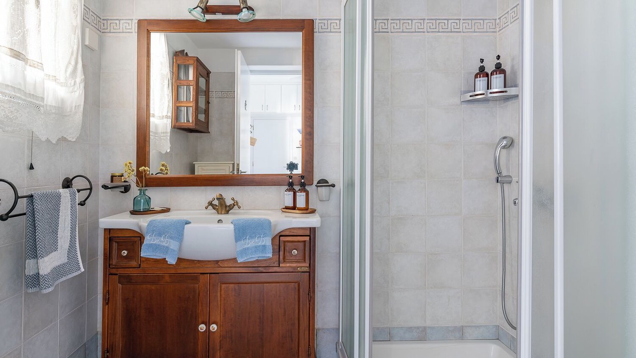 Photo of Bathroom in Naxos