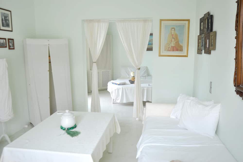 Photo of Livingroom in Psathi