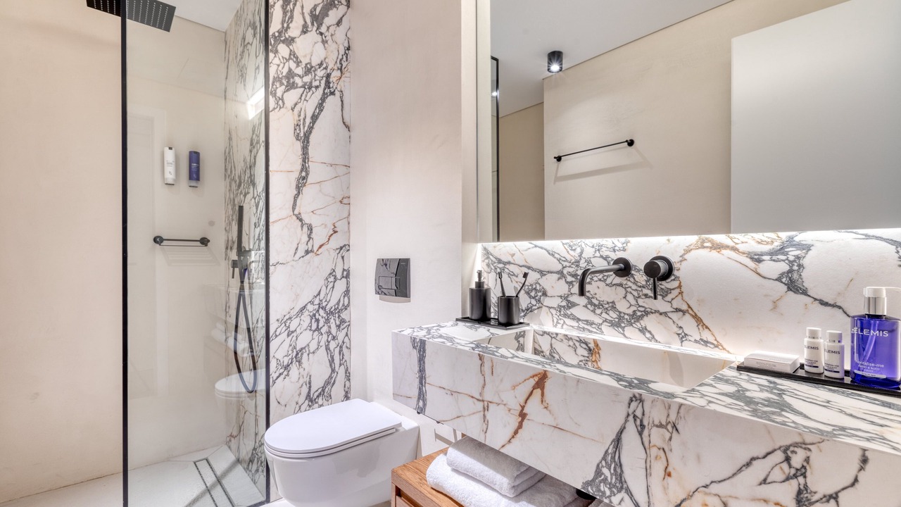 Photo of Bathroom in Koukaki