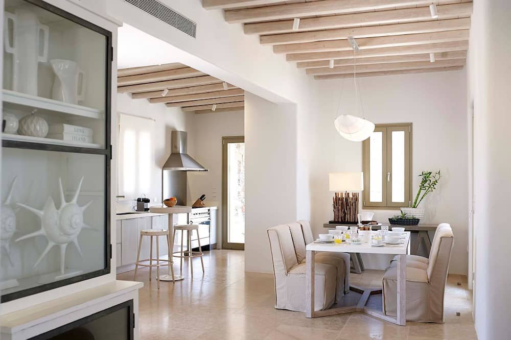 Photo of Livingroom in Paraga