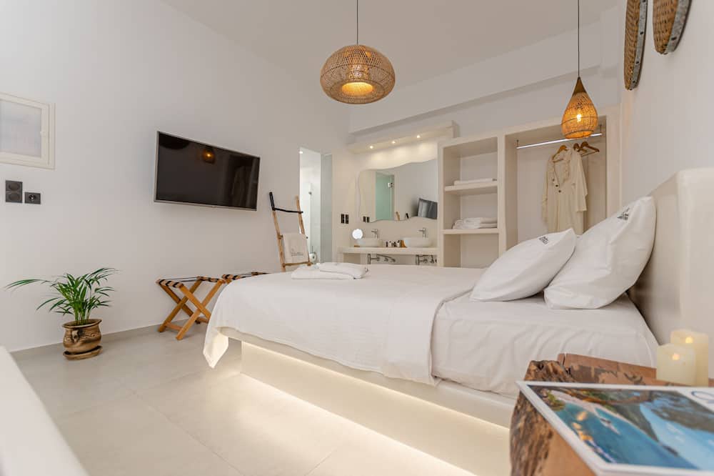 Photo of Bedroom in Naxos Town
