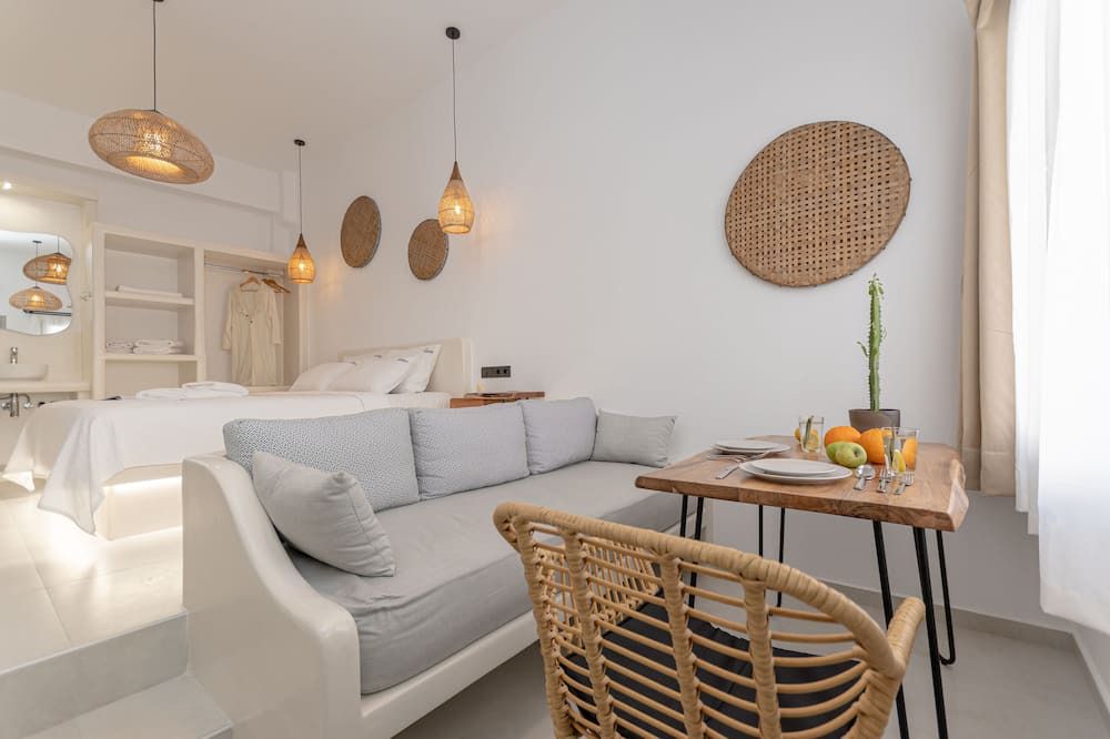 Photo of Livingroom in Naxos Town