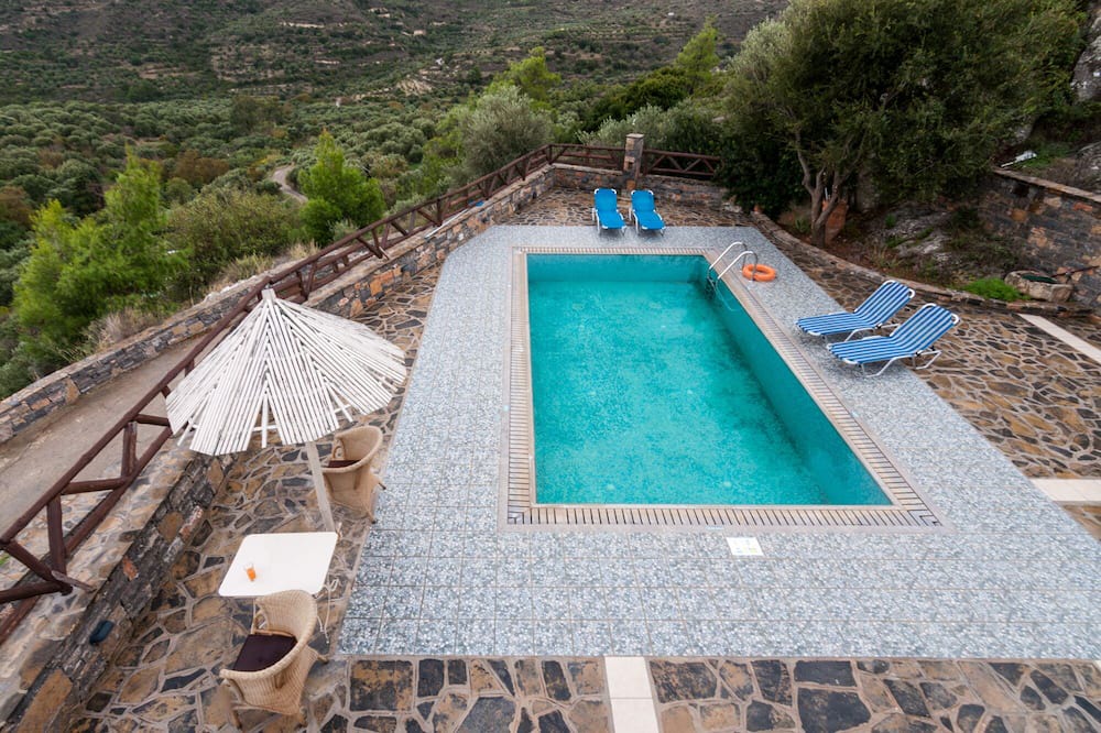 Photo of Outdoor in Prina