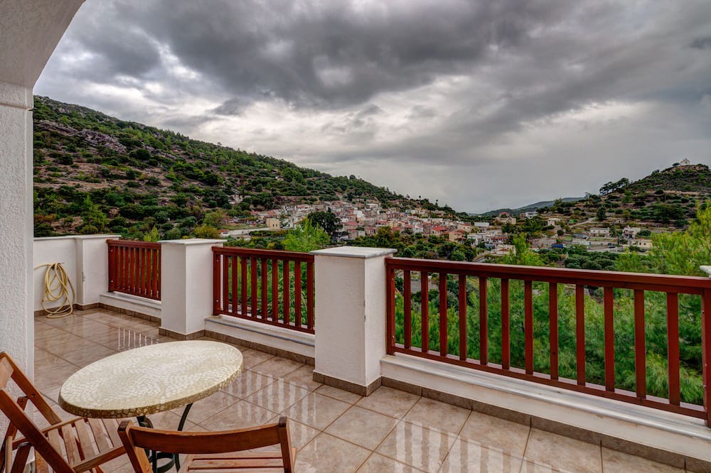 Photo of Patio Balcony in Prina