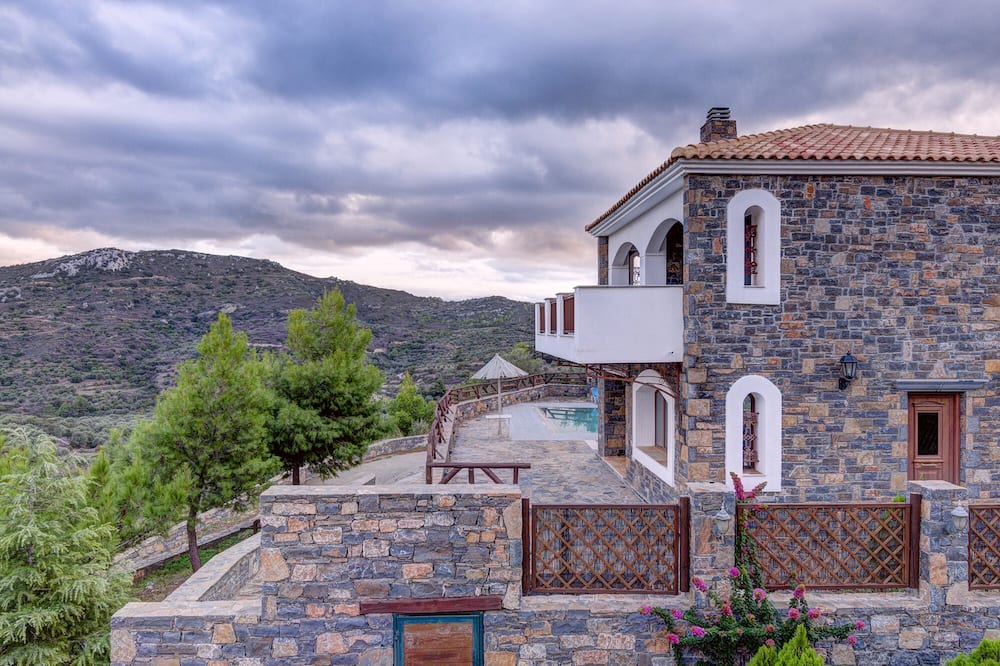 Photo of Outdoor in Prina
