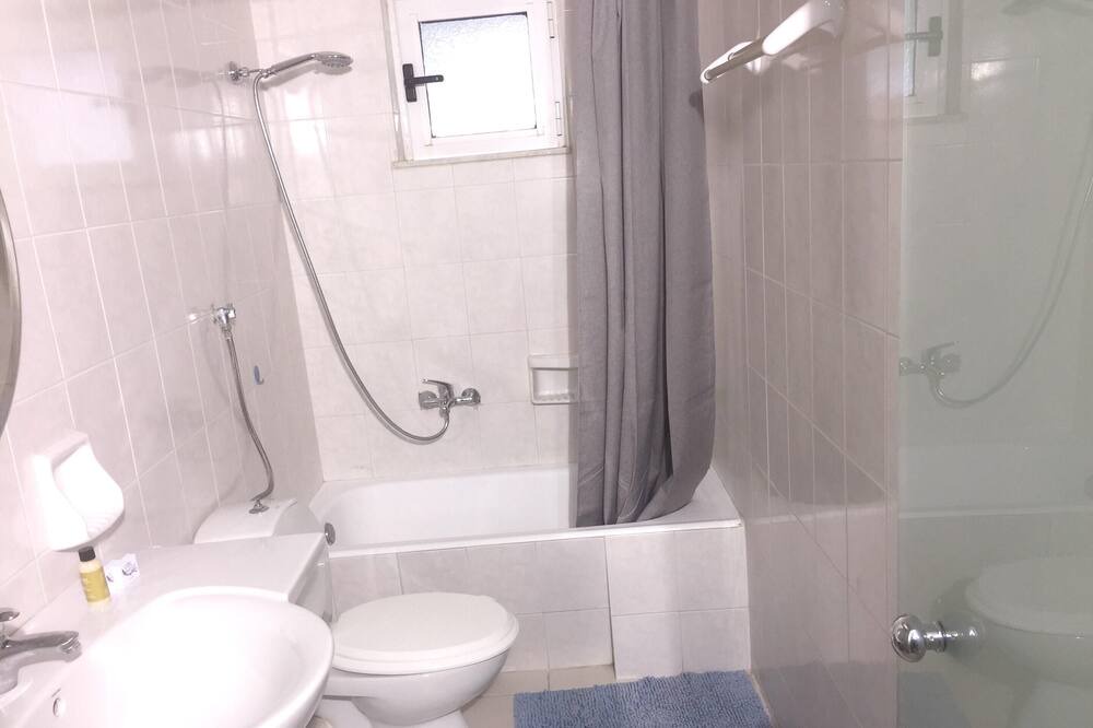 Photo of Bathroom in Akrogialion