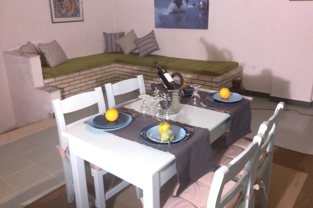 Photo of Livingroom in Akrogialion