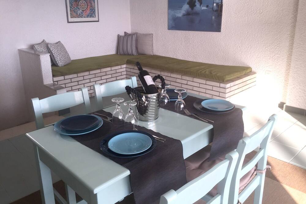 Photo of Livingroom in Akrogialion