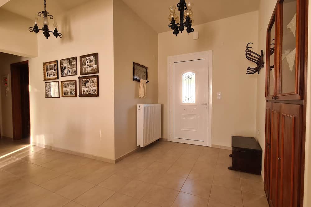 Photo of Bedroom in Anogia