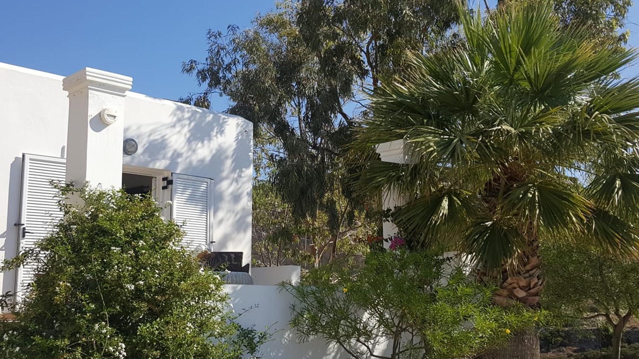 Photo of Outdoor in Amoopi