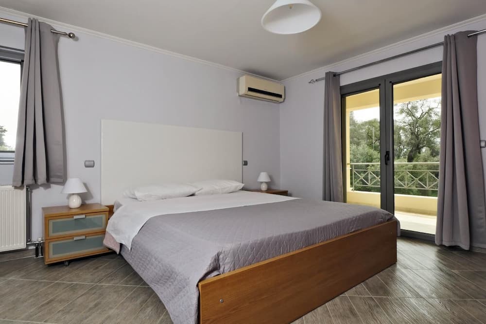 Photo of Bedroom in Kavos