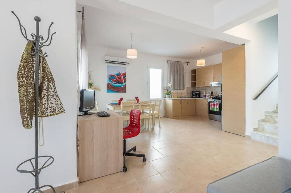 Photo of Livingroom in Gennadi