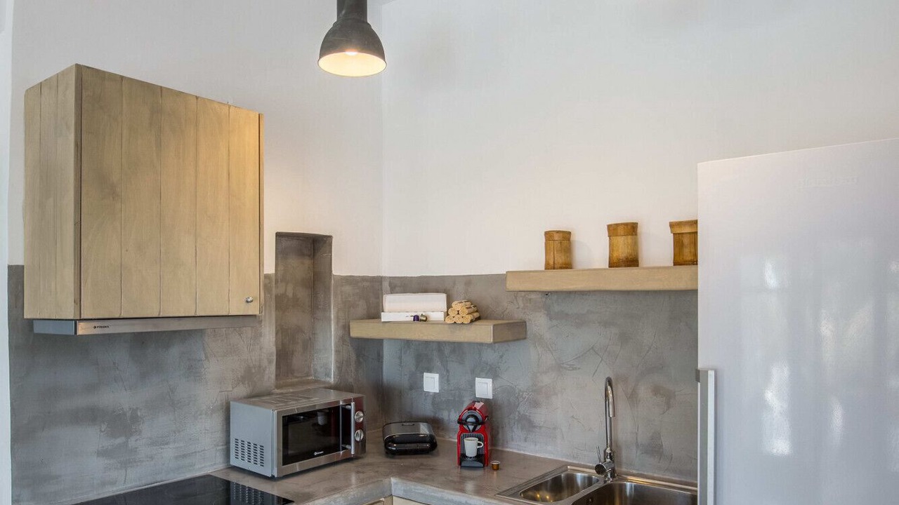 Photo of Kitchen in Platis Gialos