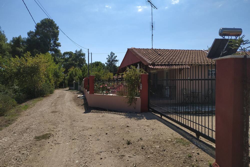 Photo of Outdoor in Metamorfosi