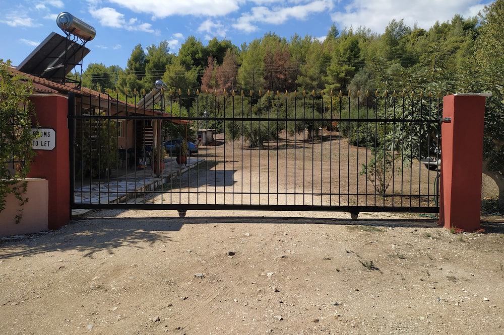 Photo of Outdoor in Metamorfosi