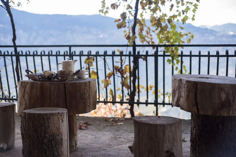 Photo of Patio Balcony in Manna
