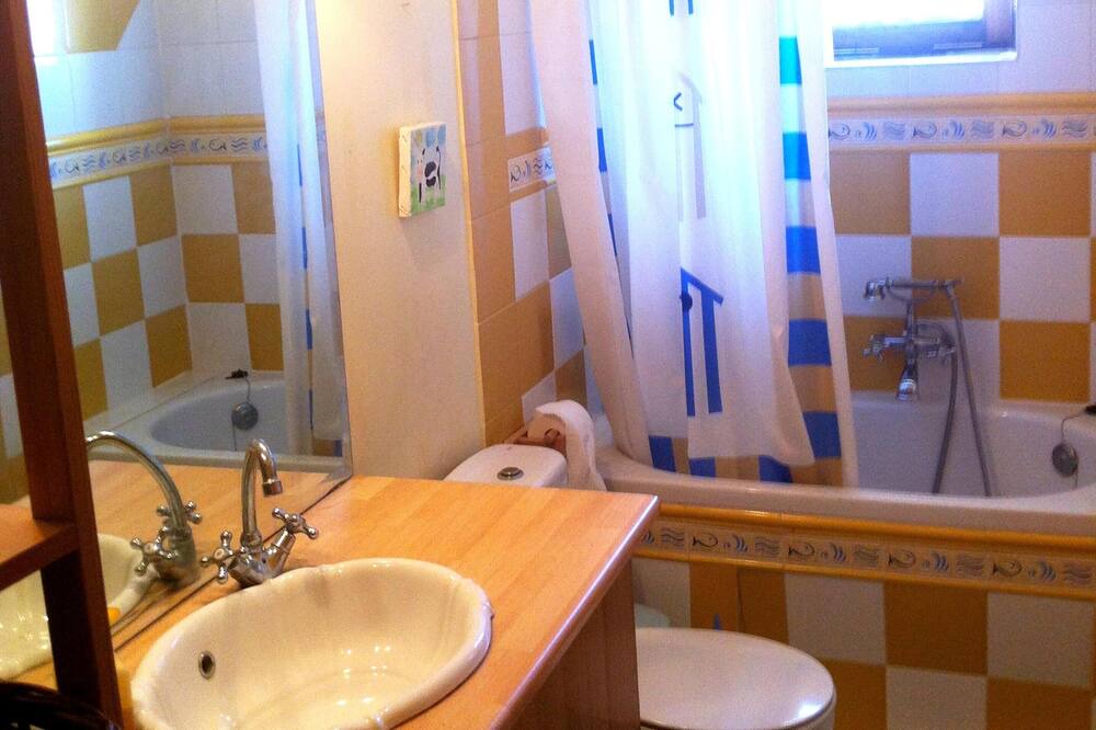 Photo of Bathroom in Vlachokerasia