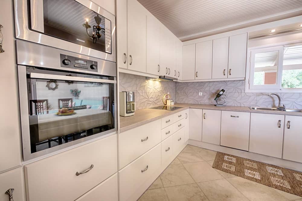 Photo of Kitchen in Afionas