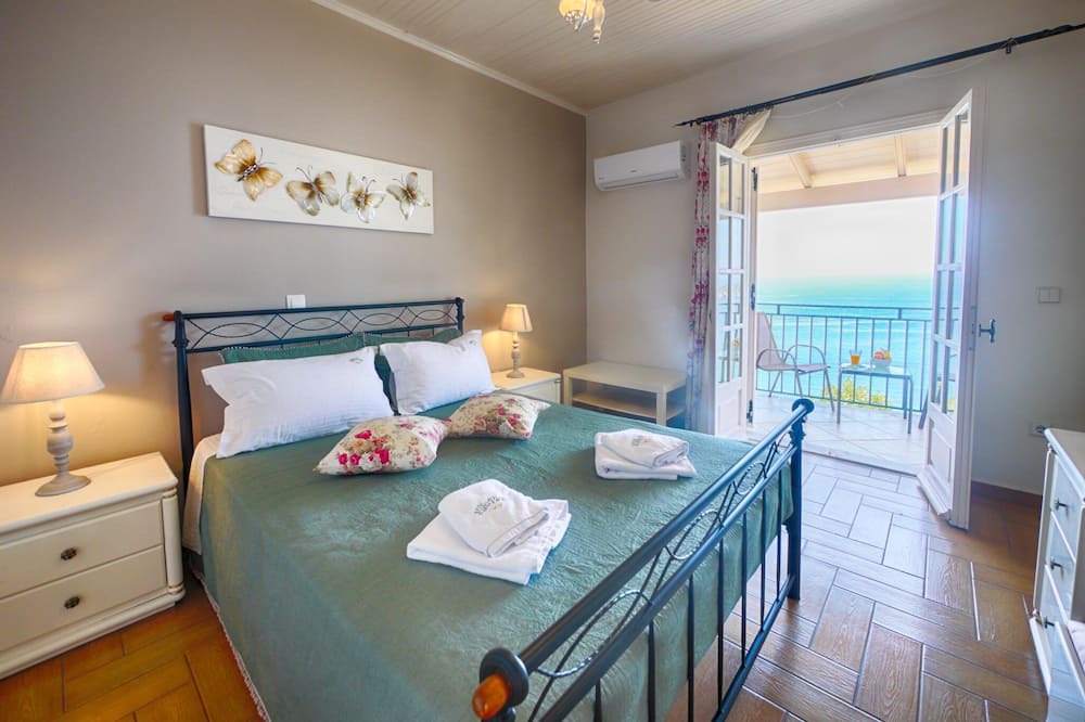 Photo of Bedroom in Afionas