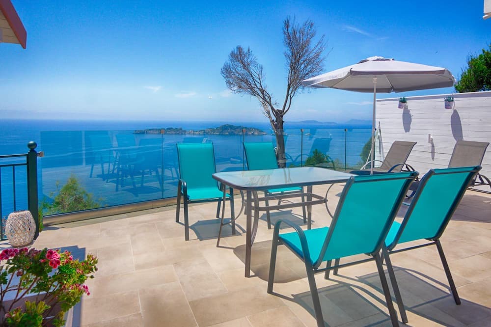 Photo of Patio Balcony in Afionas