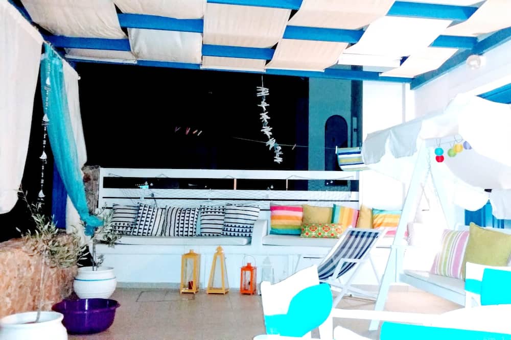 Photo of Livingroom in Monolithos