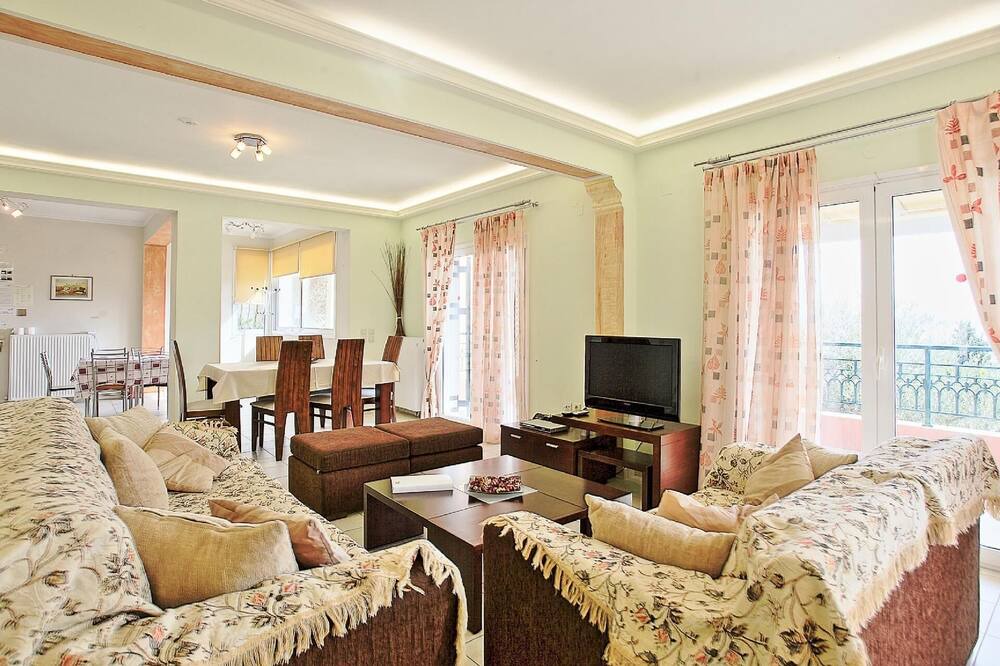 Photo of Livingroom in Barbati