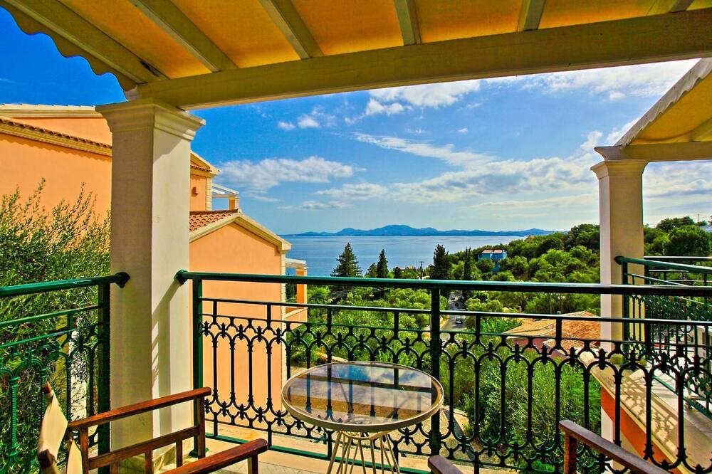 Photo of Patio Balcony in Barbati