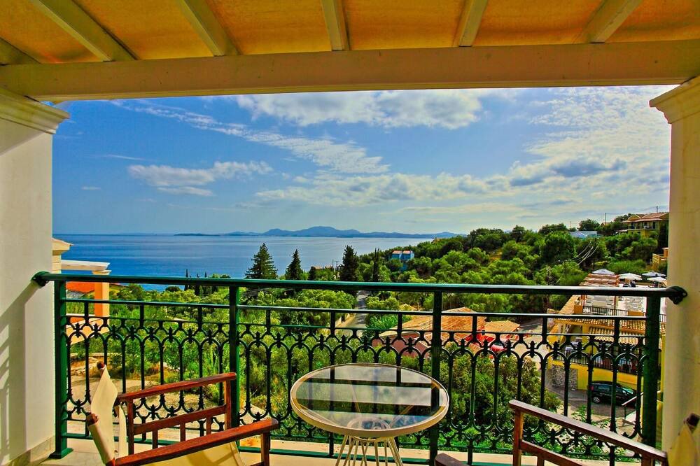 Photo of Patio Balcony in Barbati