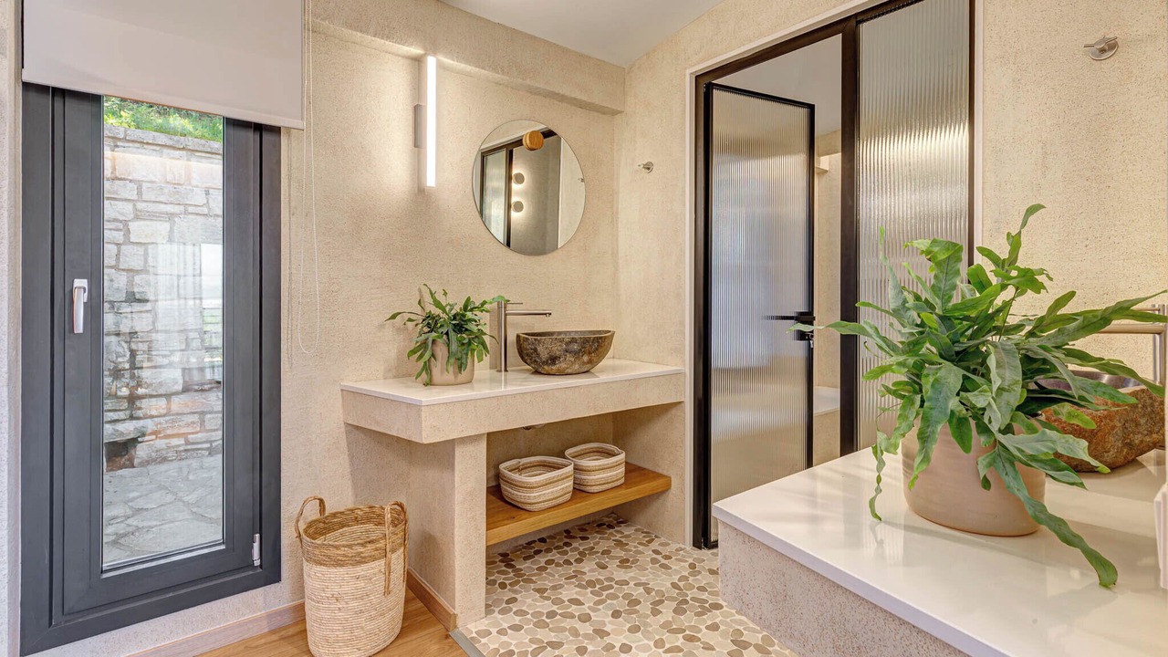 Photo of Bathroom in Agios Stefanos