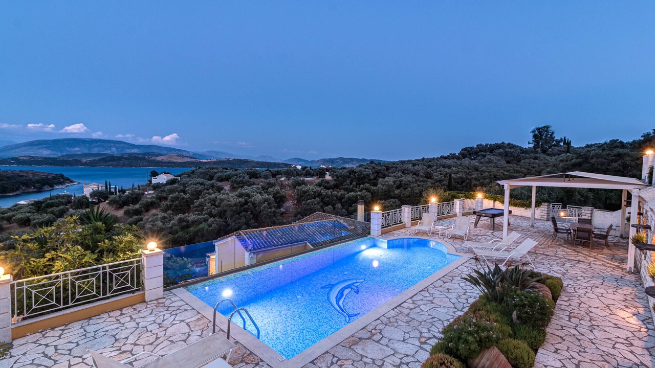 Photo of Bathroom in Agios Stefanos Avliotes