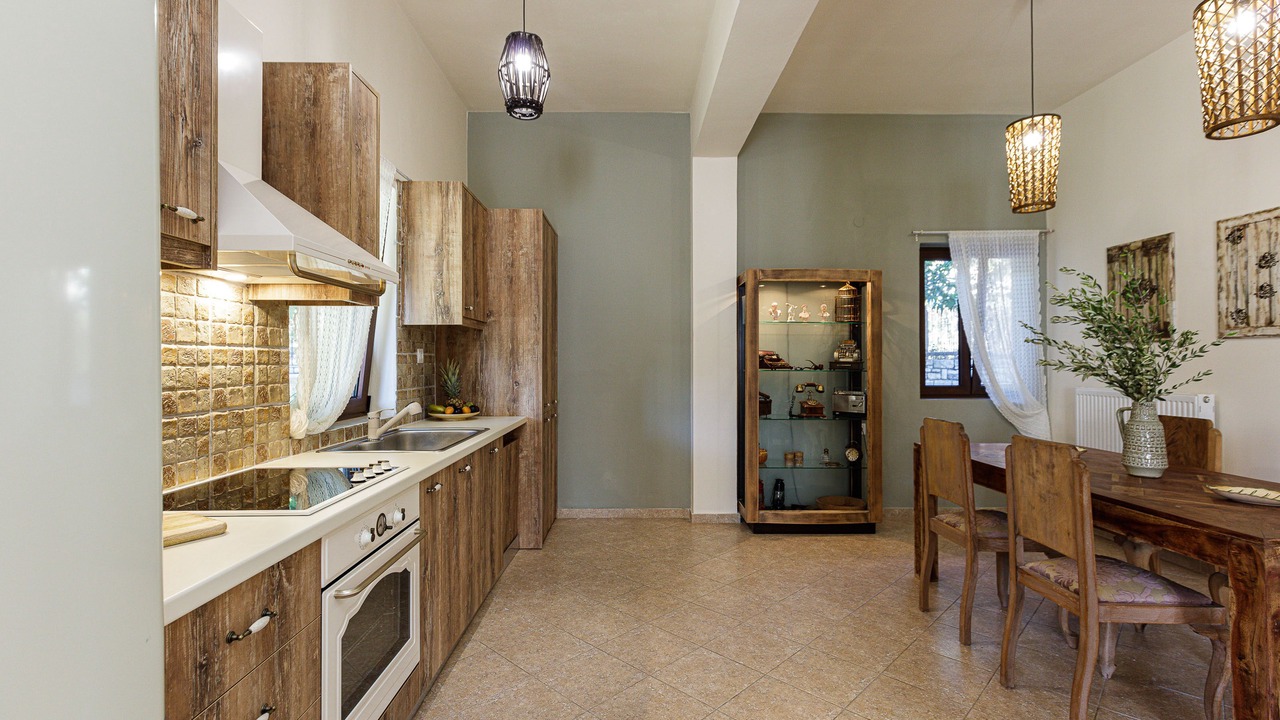 Photo of Kitchen in Mylopotamos
