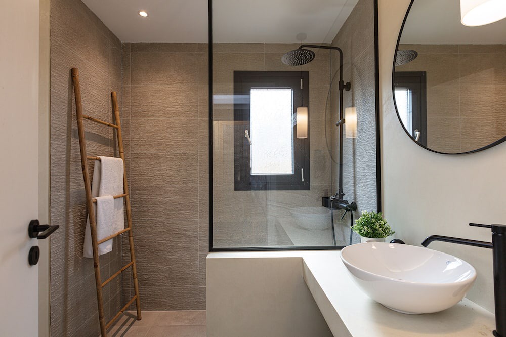Photo of Bathroom in Kounelion