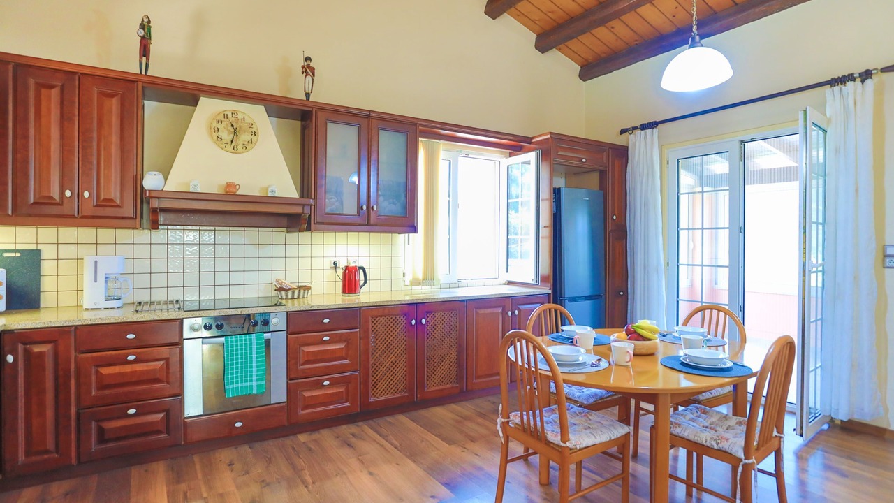Photo of Kitchen in Kato Korakiana