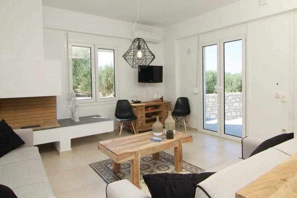 Photo of Livingroom in Kirianna