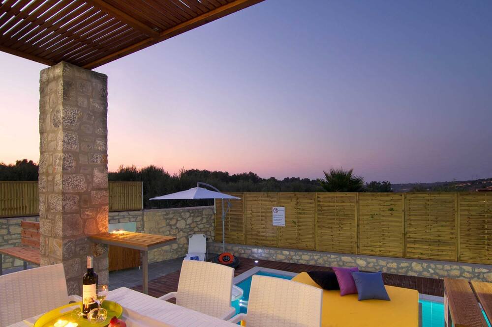 Photo of Patio Balcony in Kirianna