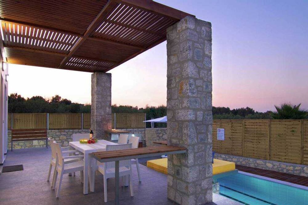 Photo of Patio Balcony in Kirianna