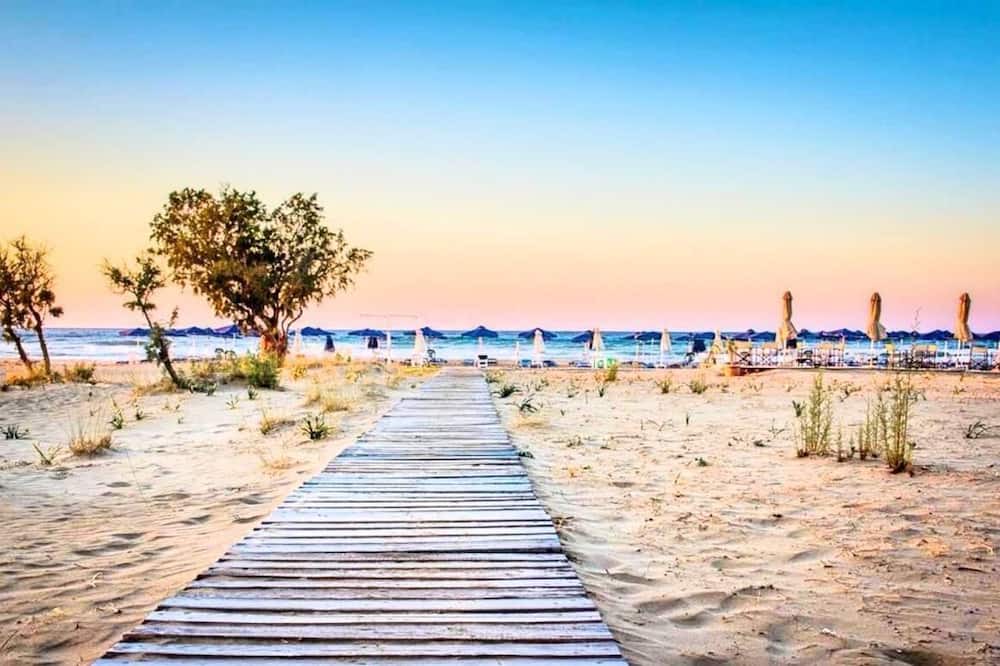 Photo of Others in Paralia Kourna