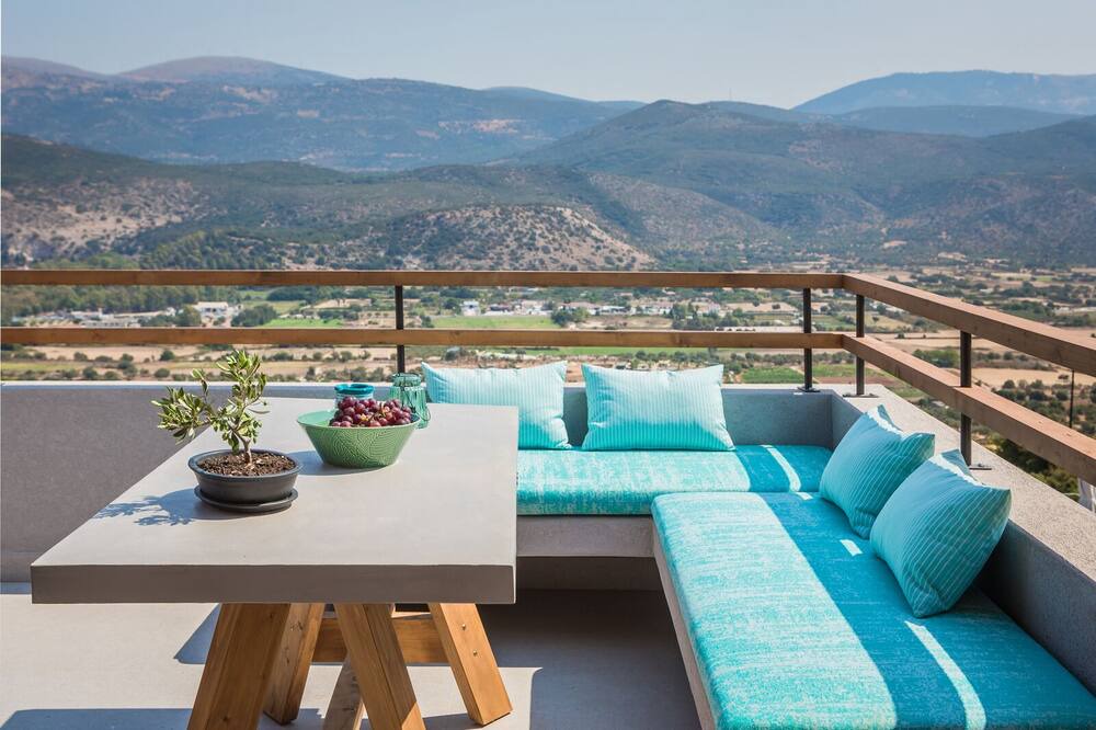 Photo of Patio Balcony in Khelmata